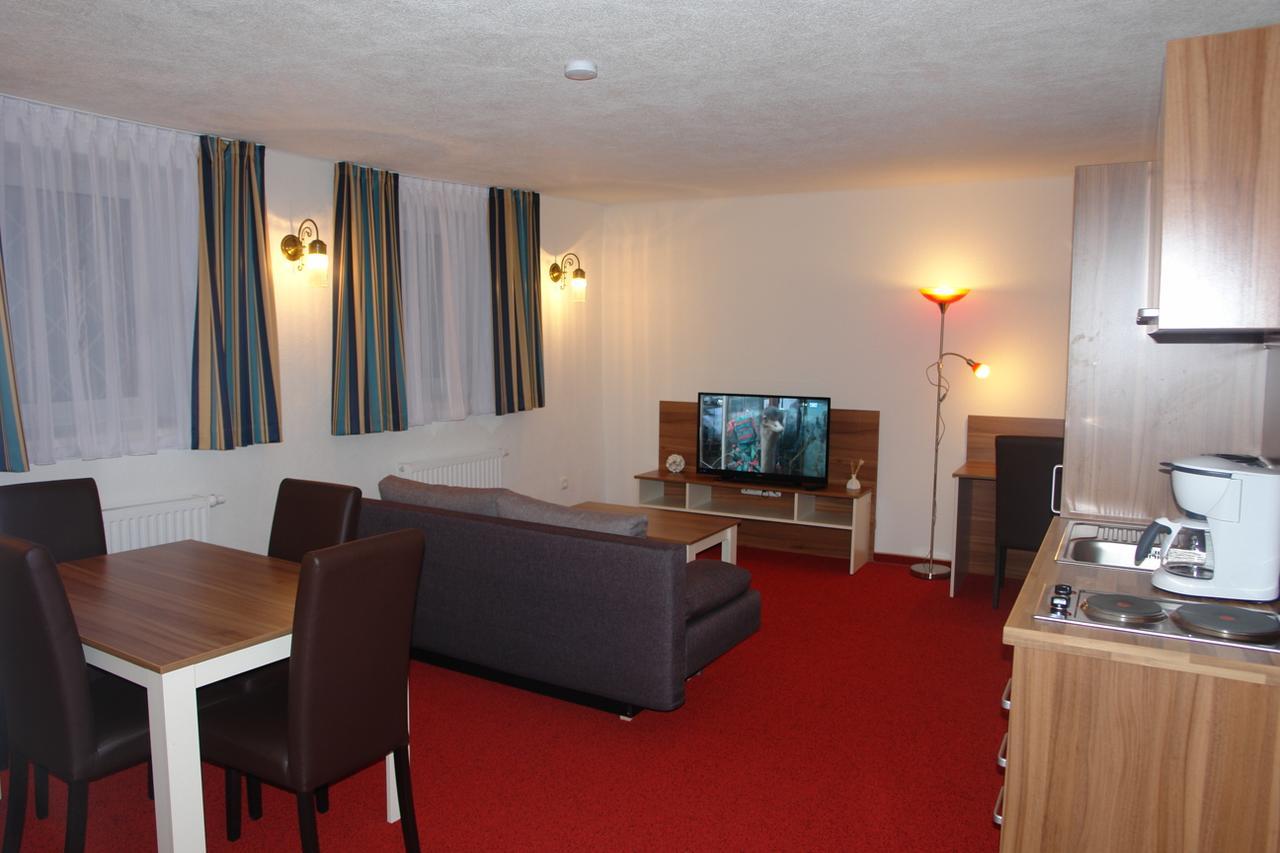 Hotel Garni Daniela Urich Schwanenstadt Buitenkant foto
