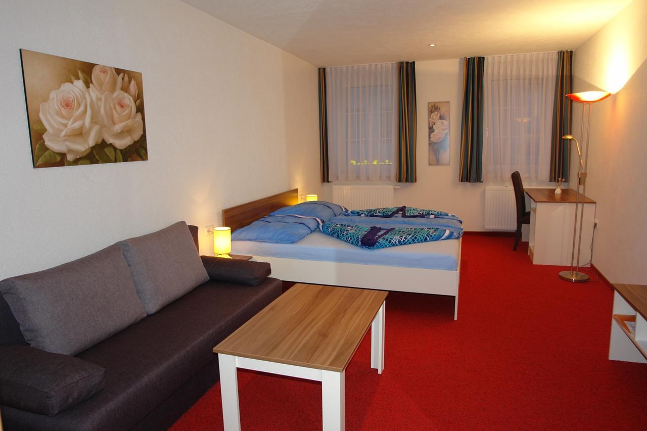 Hotel Garni Daniela Urich Schwanenstadt Buitenkant foto