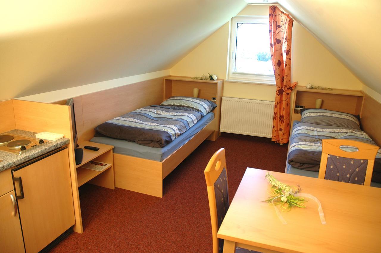 Hotel Garni Daniela Urich Schwanenstadt Buitenkant foto